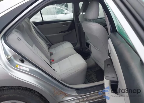 2017 Toyota Camry Le/Xle/Se/Xse z USA, uszkodzony, nr VIN 4T1BF1FK3HU386077